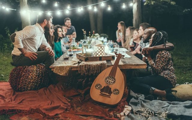 Ultimate Guide to the Perfect Dinner Party Experience